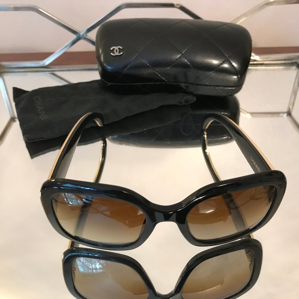 Chanel - Authentic - image 2